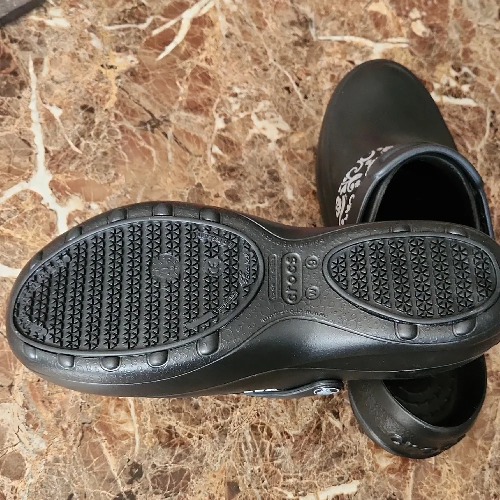 CROCS Black and Gray Floral Mules - Picture 5 of 5